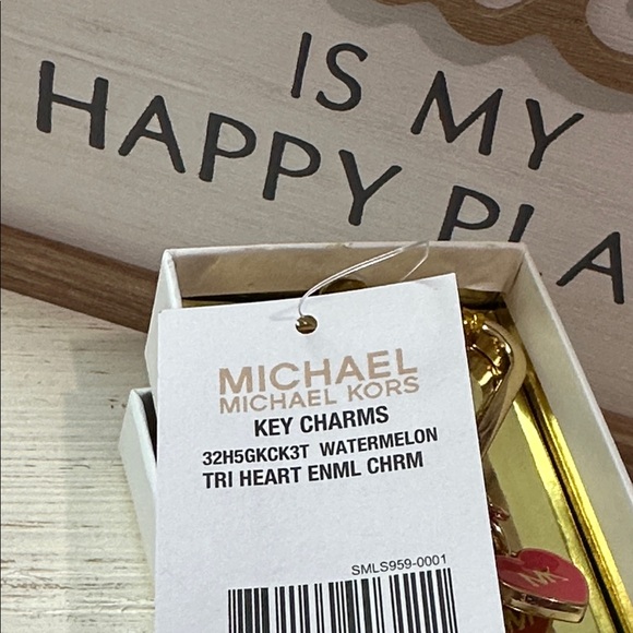 Michael Kors Gold Charm Keychain - Picture 3 of 8